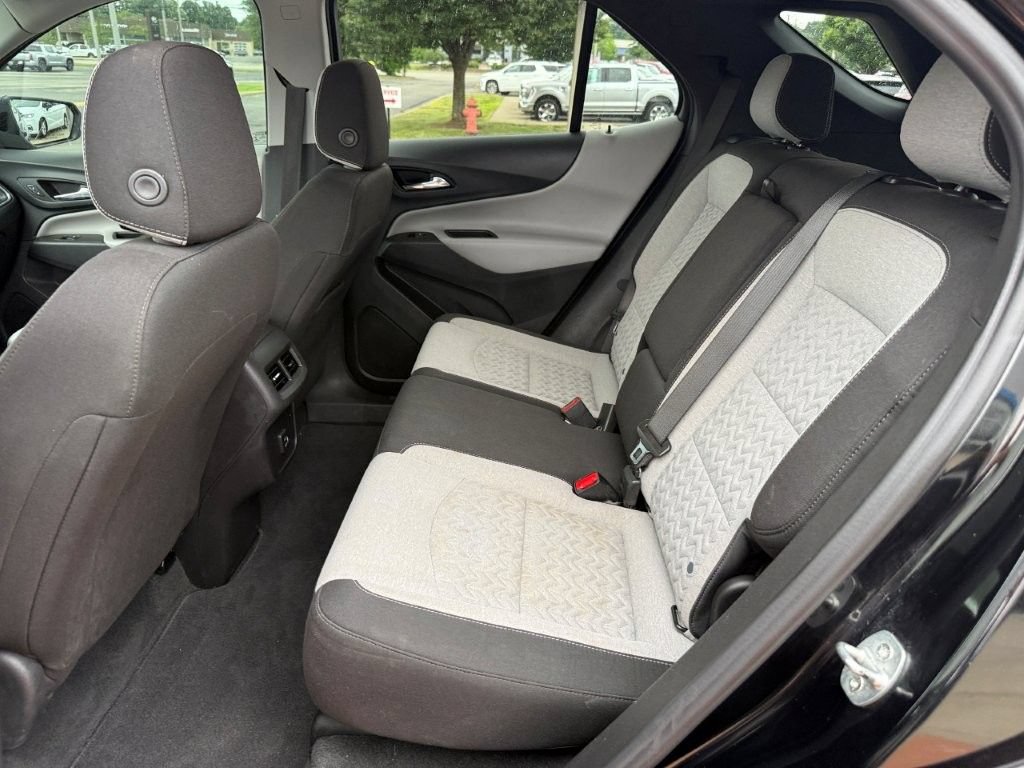 Used 2023 Chevrolet Equinox LS w/ LS Convenience Package FWD image 16