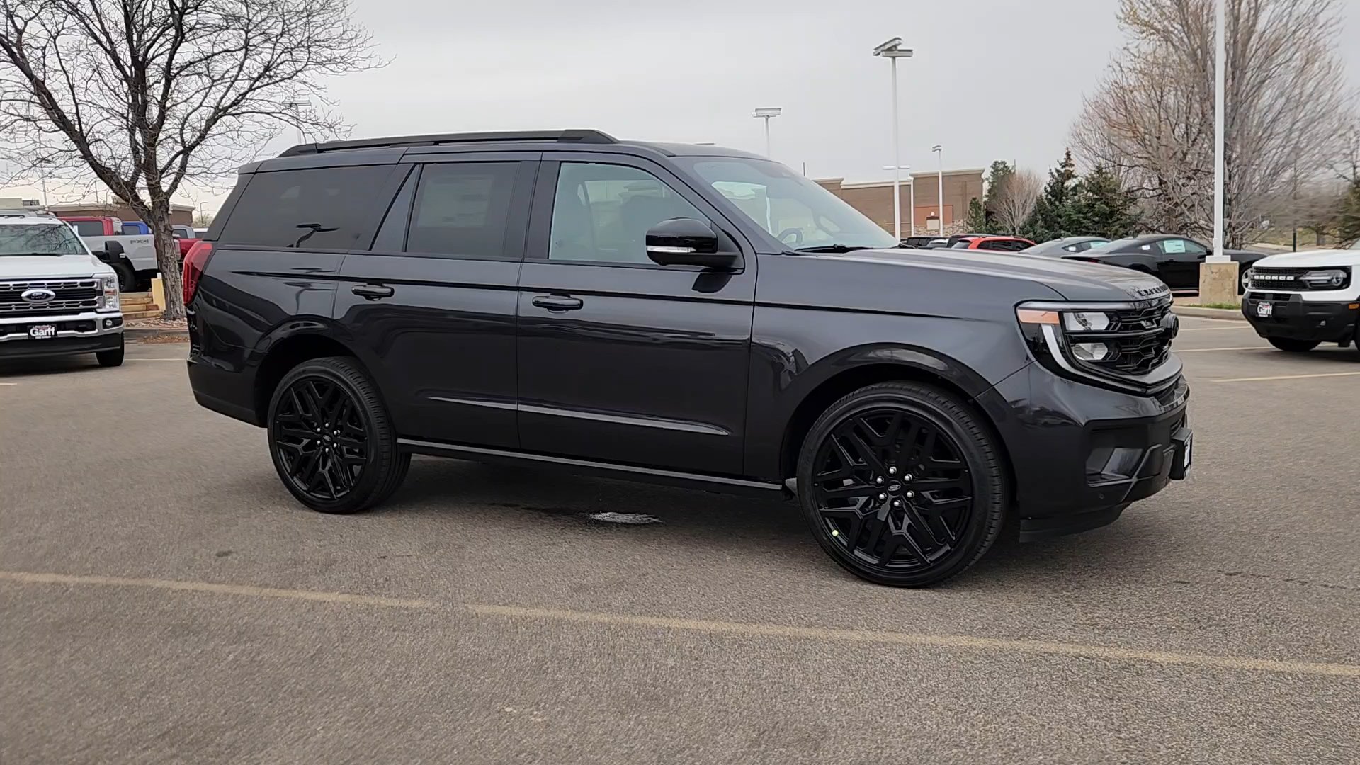 New 2026 Ford Expedition Platinum w/ Stealth Performance Package AWD/4WD image 8