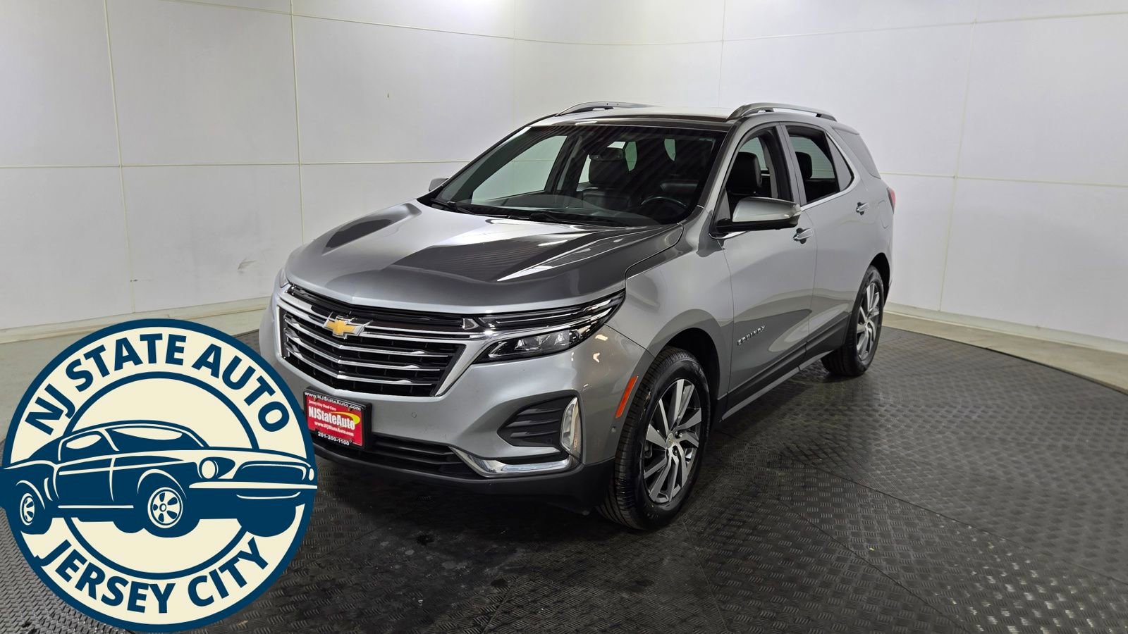 Used 2024 Chevrolet Equinox Premier AWD/4WD image 3