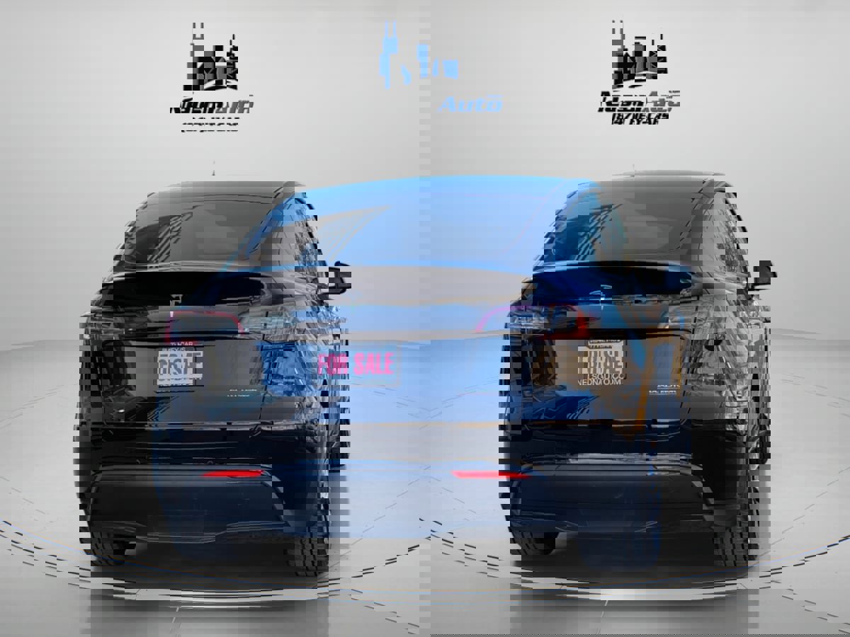 Used 2022 Tesla Model Y Performance image 5