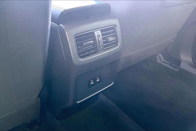 Used 2024 Nissan Rogue SV image 10