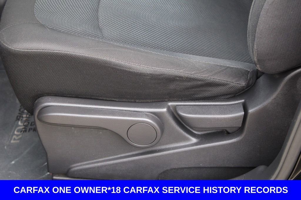 Used 2015 Nissan Rogue S w/ Convenience Package image 16