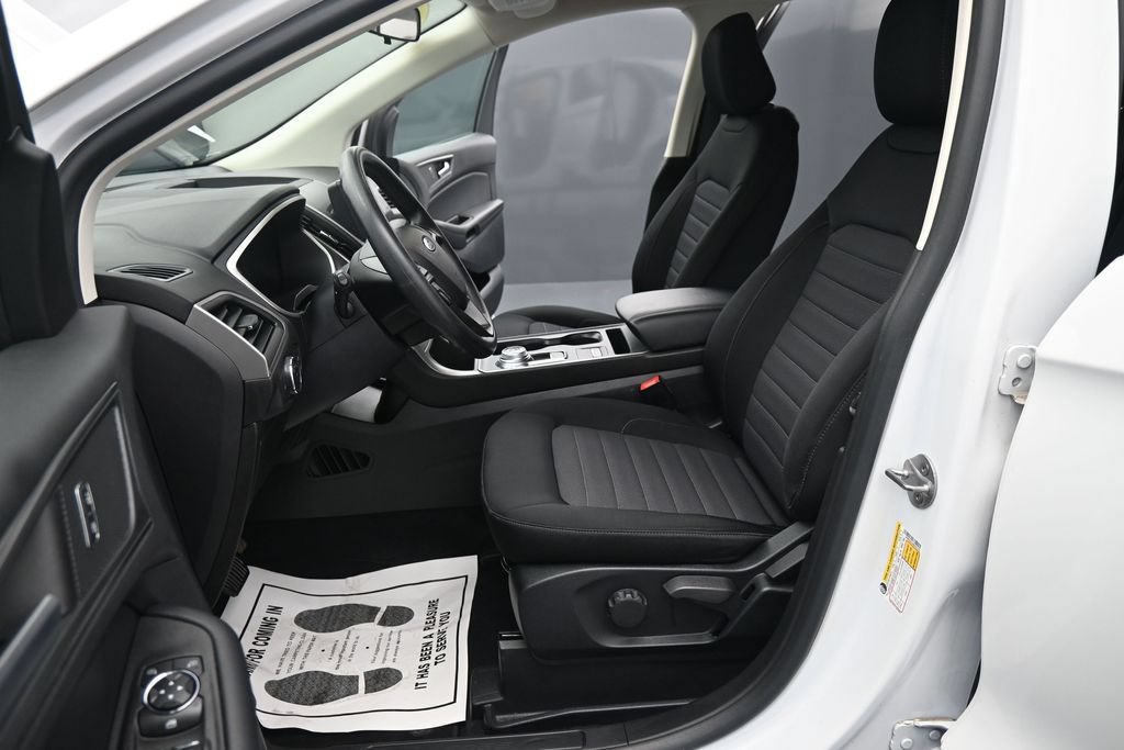 Used 2021 Ford Edge SE AWD/4WD image 14
