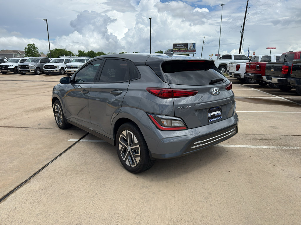 Used 2023 Hyundai Kona SEL FWD image 7