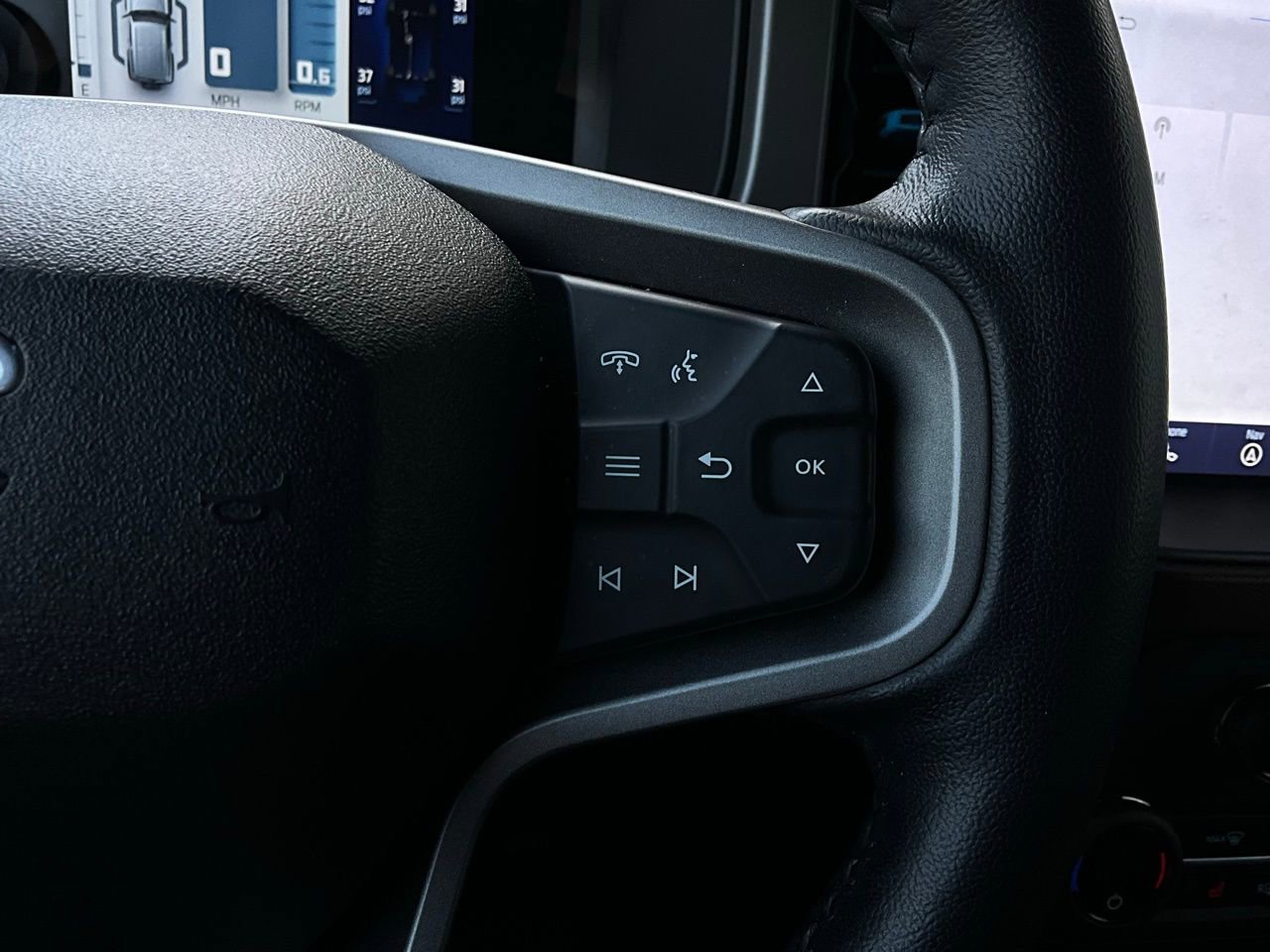 Used 2023 Ford Bronco Outer Banks image 38