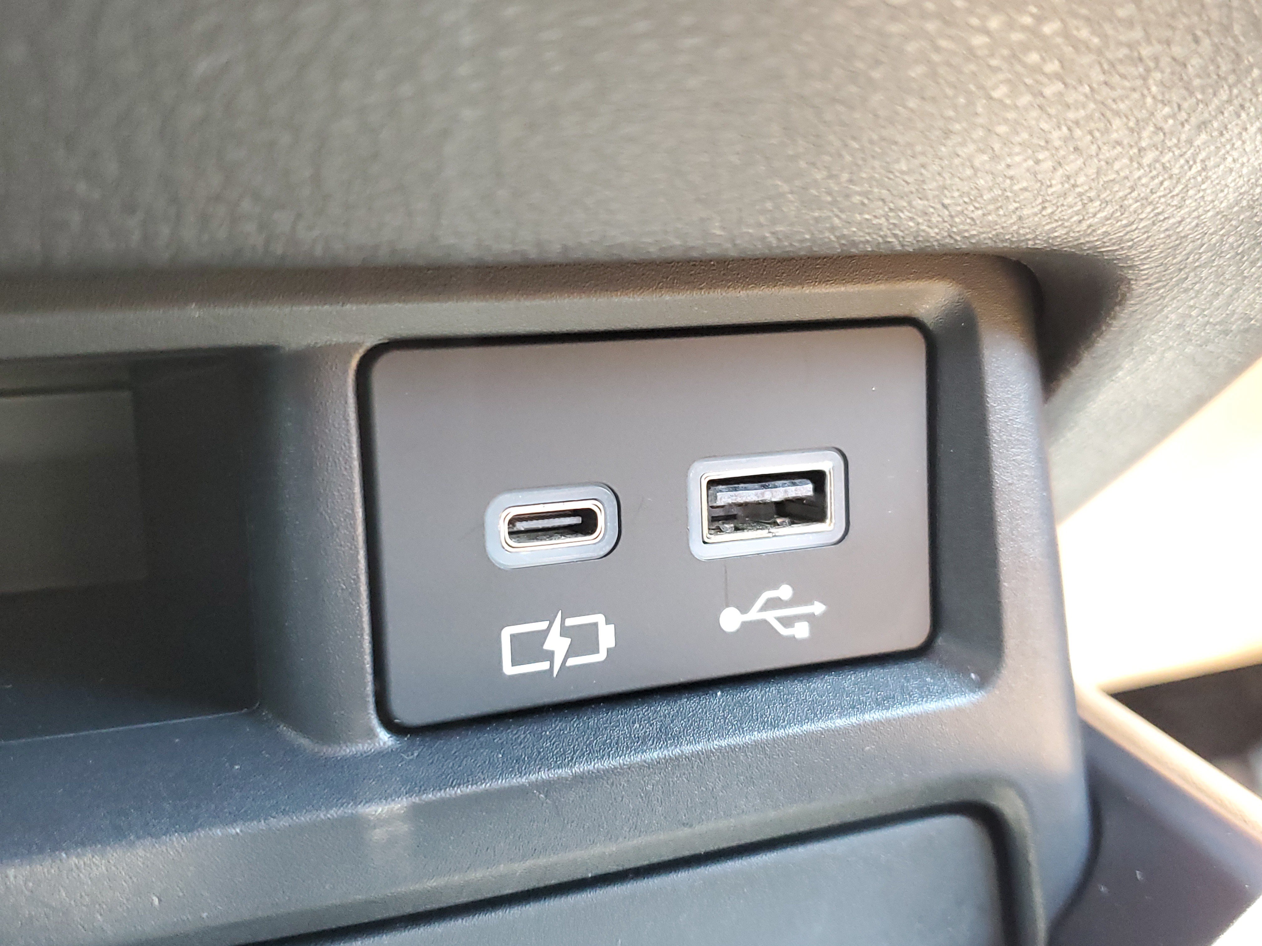 Used 2024 Lexus NX 250 FWD w/ Towing Package (2000 Lbs) image 25