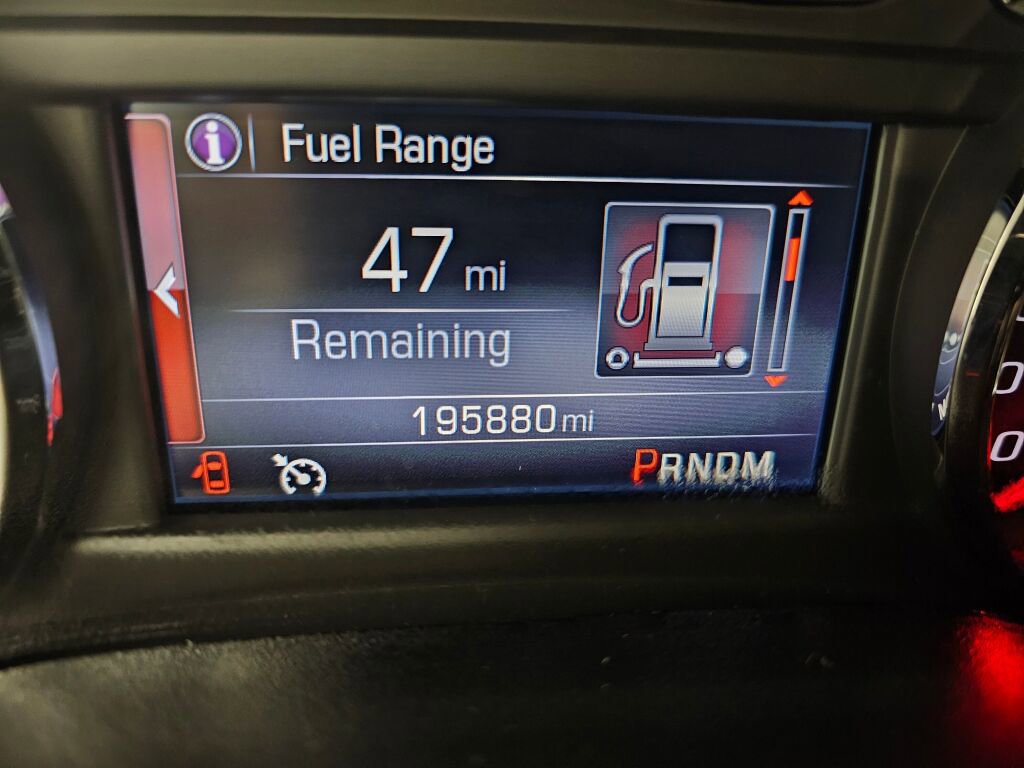 Used 2015 GMC Yukon SLE w/ HD Trailering Package image 30