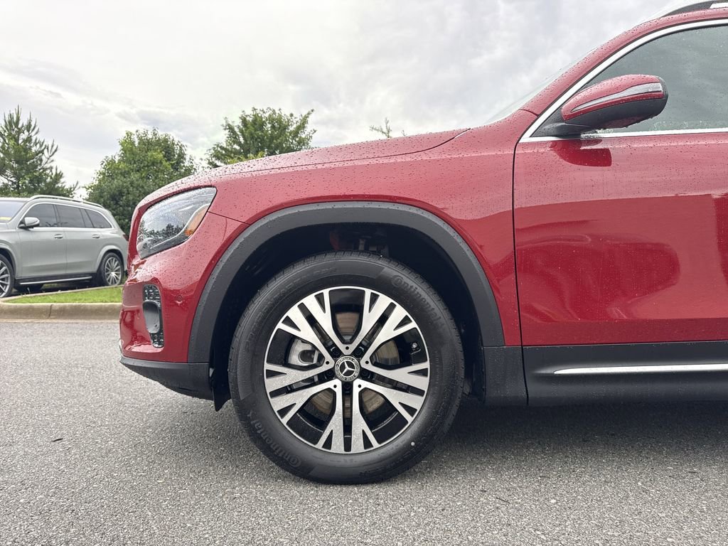 New 2025 Mercedes-Benz GLB 250 image 9