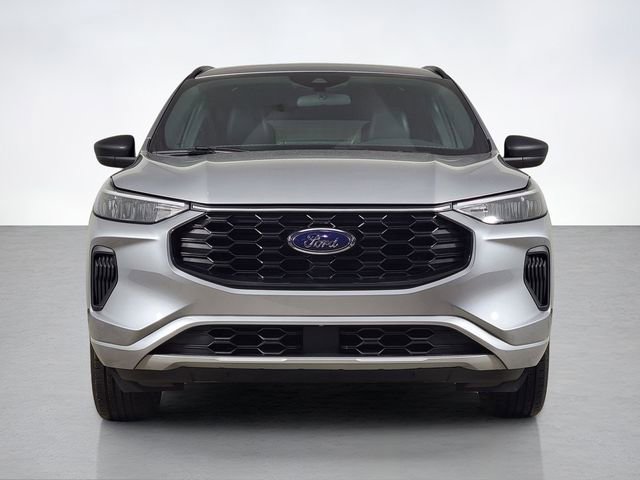 Used 2024 Ford Escape ST-Line w/ Tech Pack #1 AWD/4WD image 8