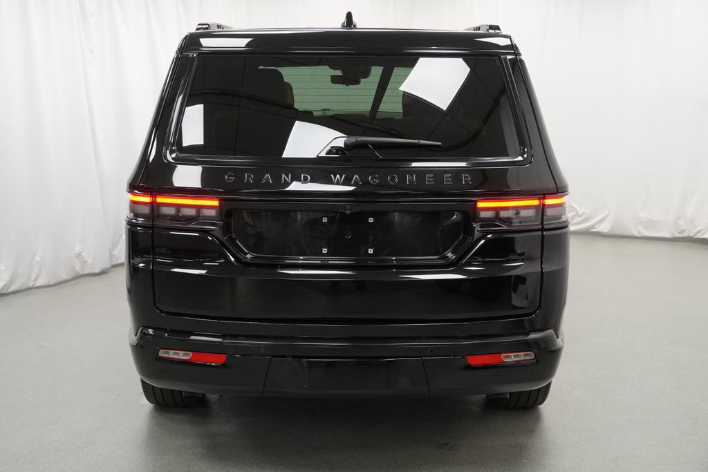 Certified 2025 Jeep Grand Wagoneer Series III w/ Rear Seat Video Group 1 AWD/4WD image 11