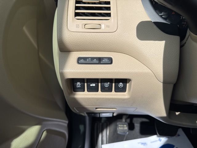 Used 2015 Nissan Altima 3.5 SL image 21