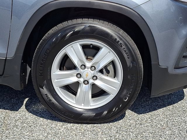 Used 2019 Chevrolet Trax LT w/ LT Convenience Package FWD image 8