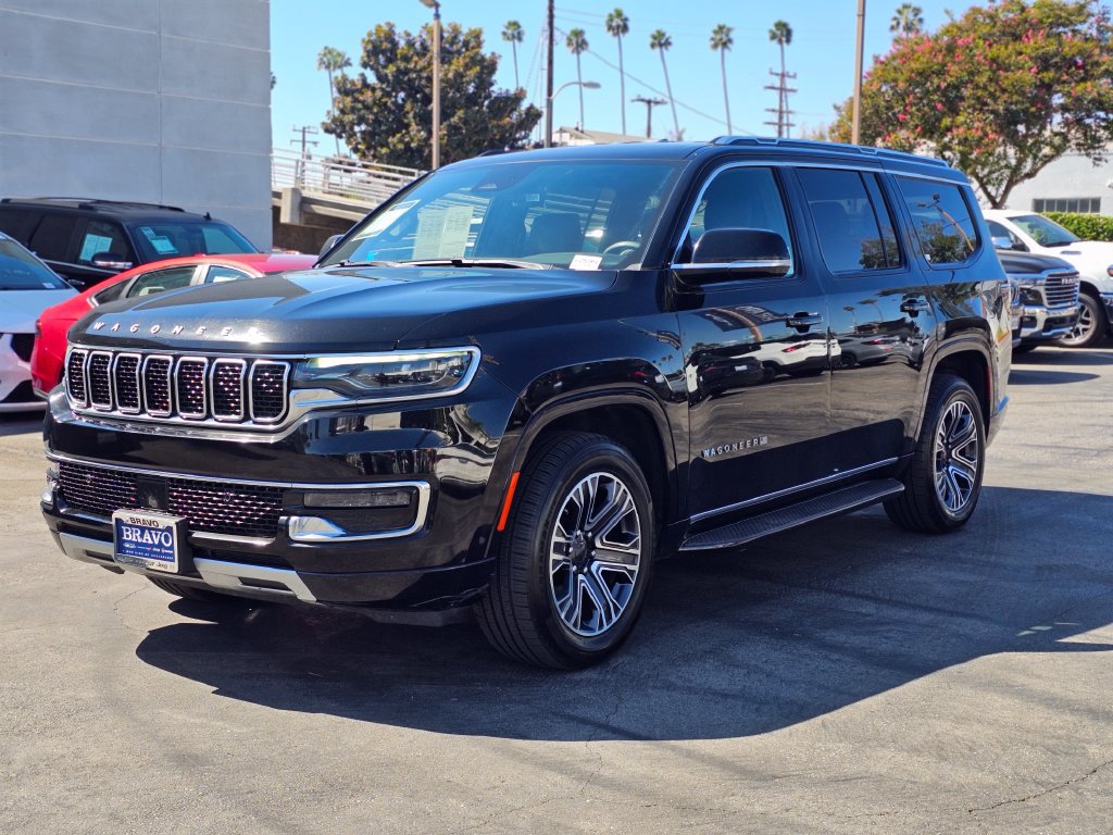 Certified 2024 Jeep Wagoneer Series II AWD/4WD image 2
