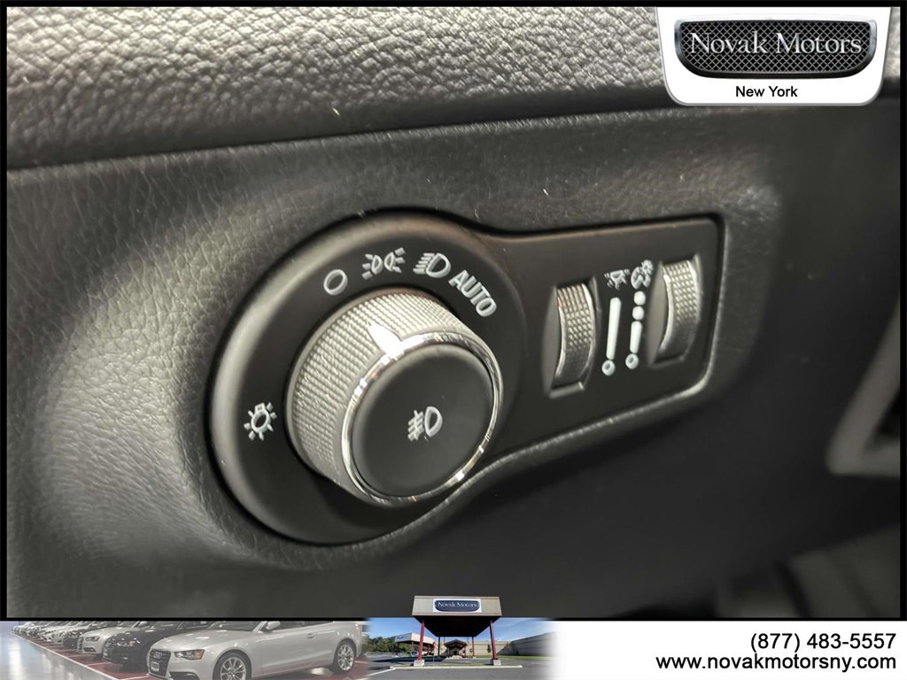 Used 2021 Jeep Compass Trailhawk image 16