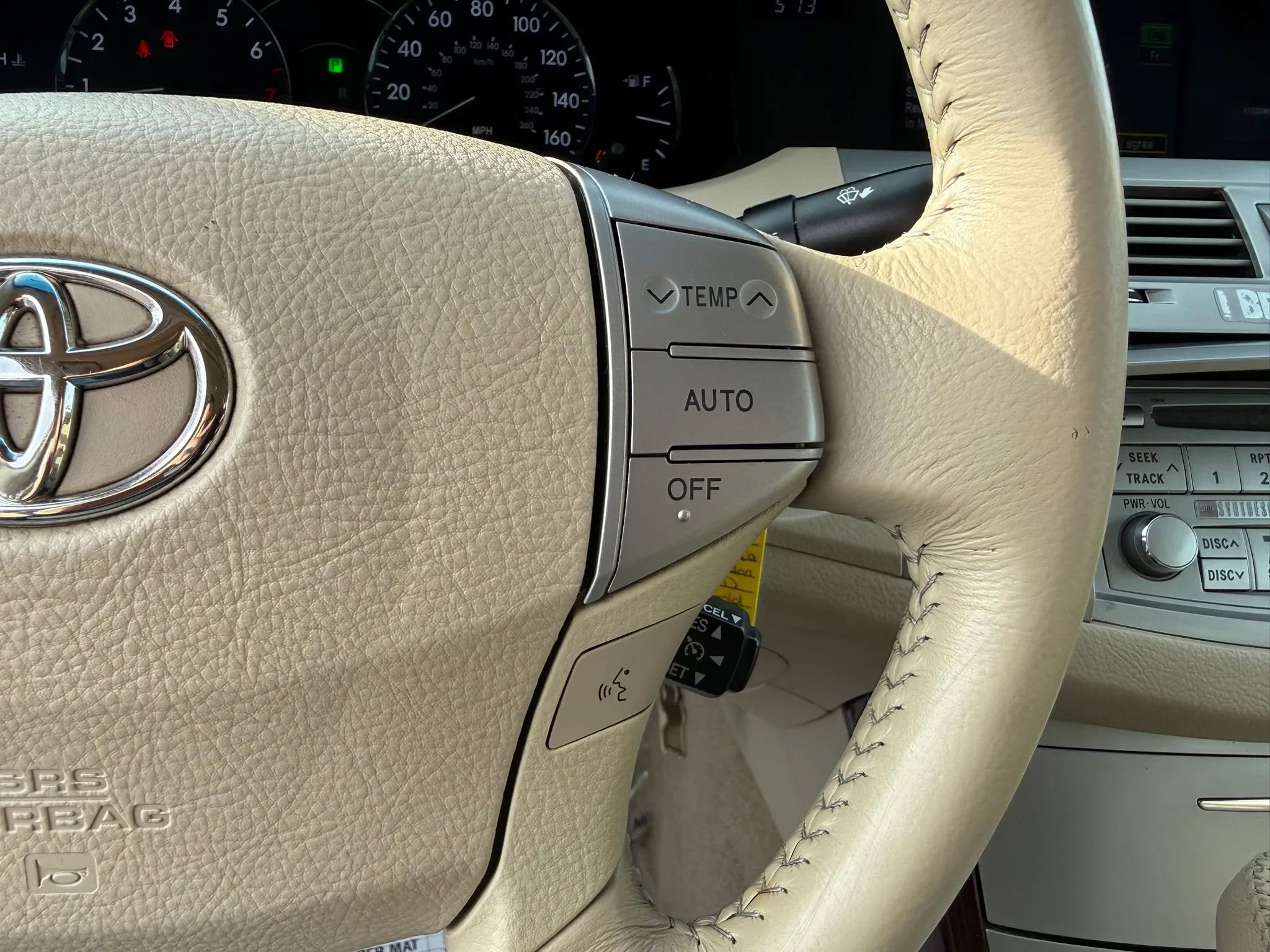 Used 2009 Toyota Avalon XLS FWD image 26