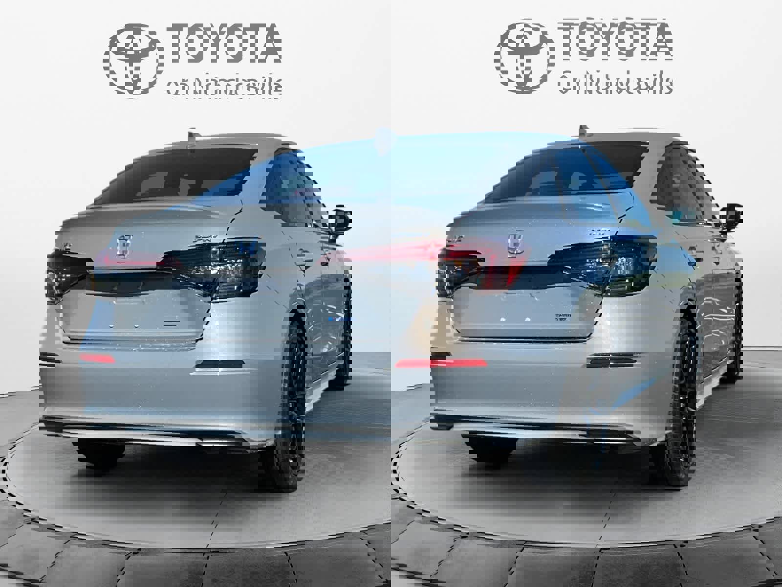 Used 2025 Honda Civic Sport Touring image 6