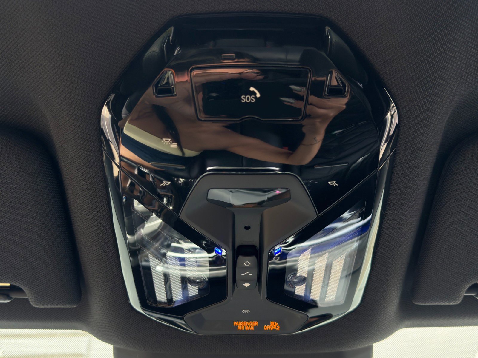 Used 2023 BMW 740i RWD image 37