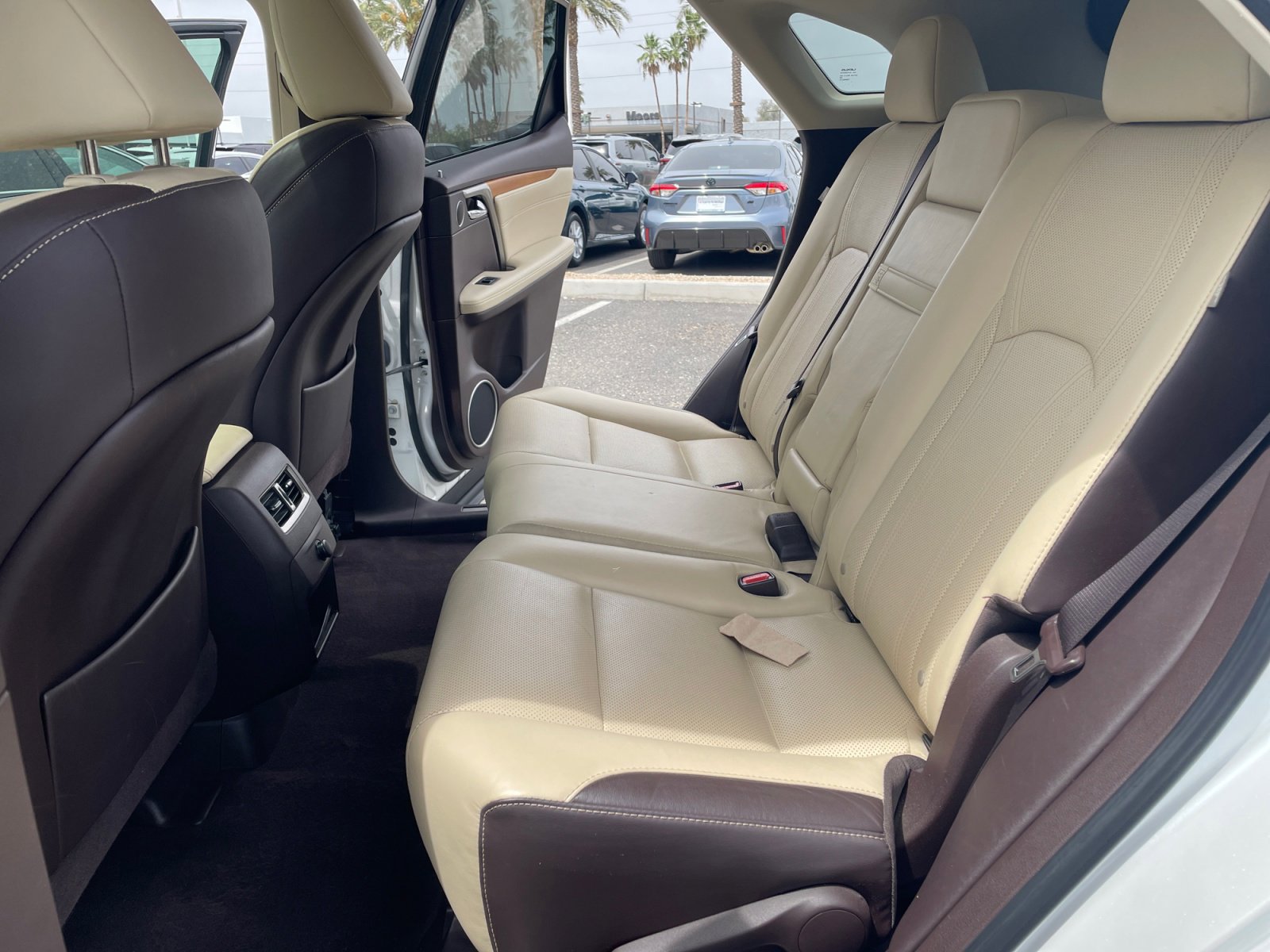 Used 2019 Lexus RX 450h AWD w/ Navigation Package image 17