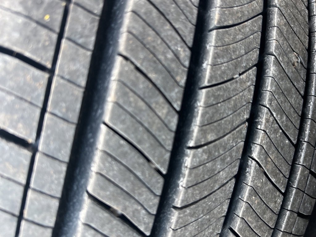 Used 2021 Toyota RAV4 XLE Premium image 20