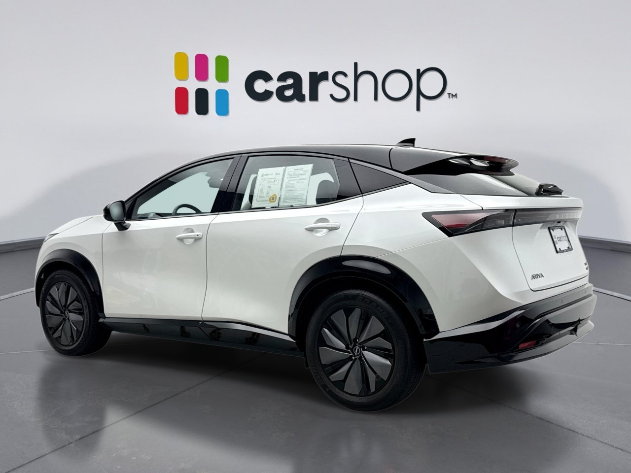 Used 2024 Nissan Ariya AWD image 3