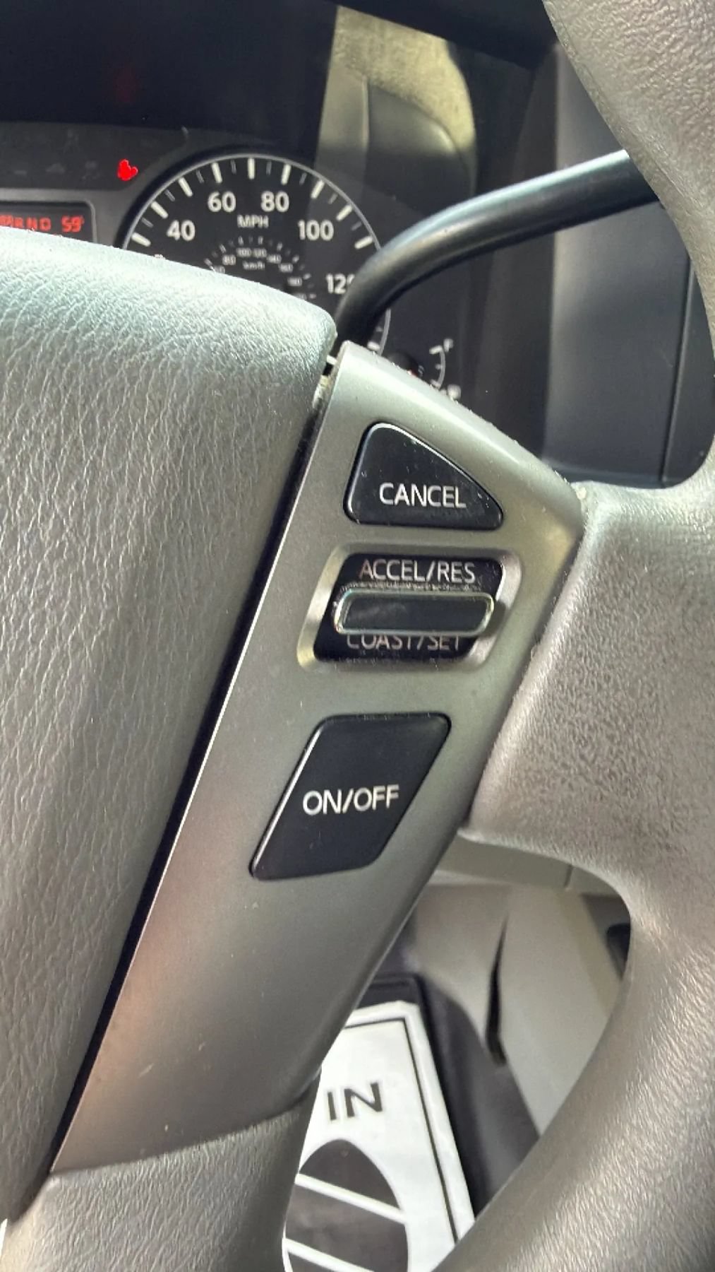 Used 2014 Nissan NV 2500 SV w/ Side & Curtain Airbag Package RWD image 11