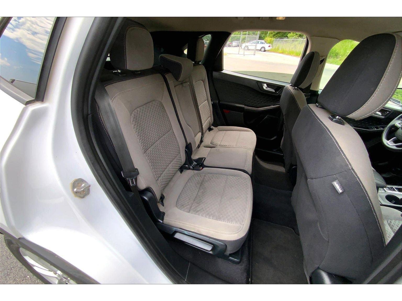 Used 2020 Ford Escape SE FWD image 24