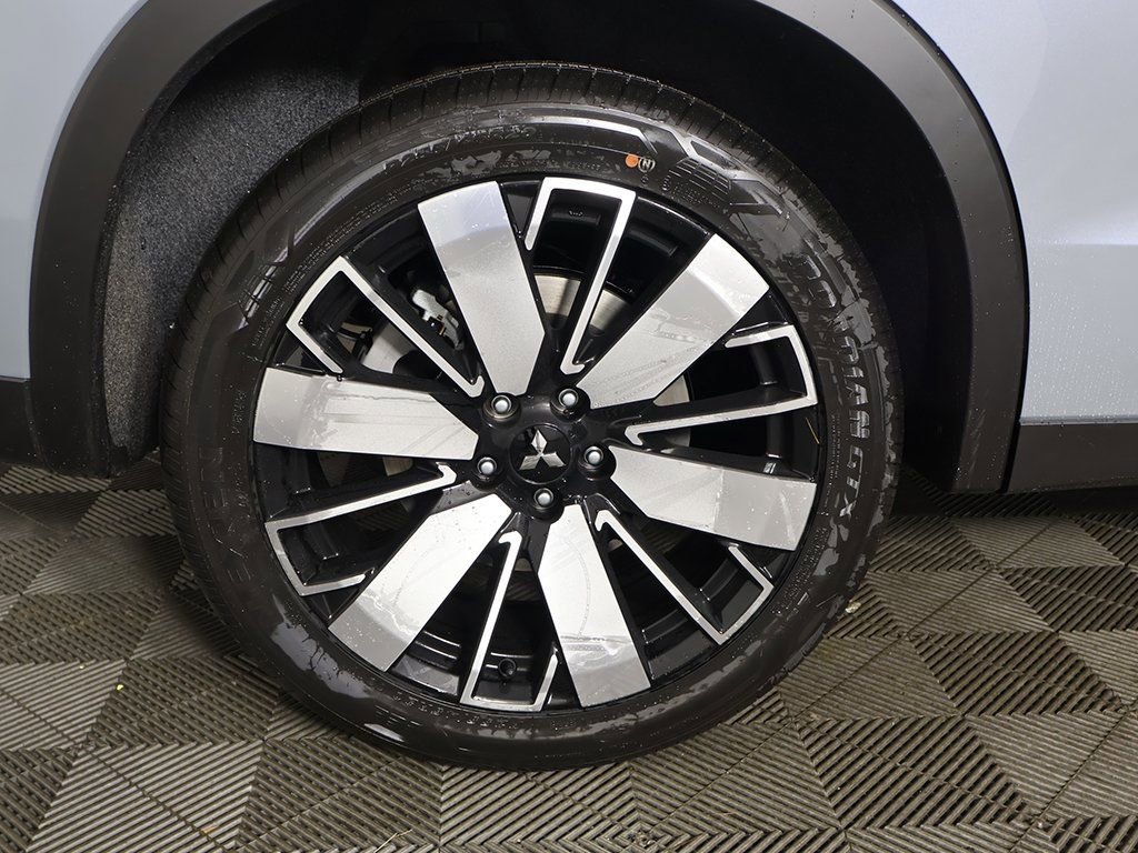 New 2026 Mitsubishi Outlander SE FWD image 21