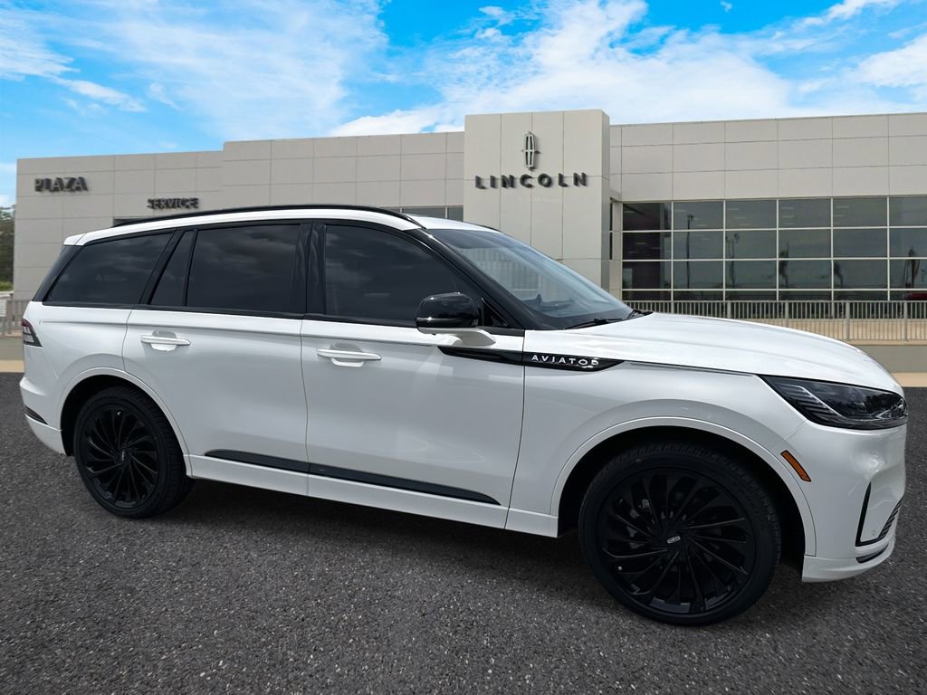 New 2025 Lincoln Aviator Reserve w/ Equipment Group 201A image 1