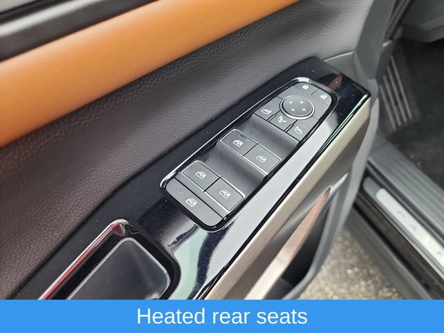 Used 2025 Nissan Pathfinder Platinum w/ Cargo Package FWD image 11