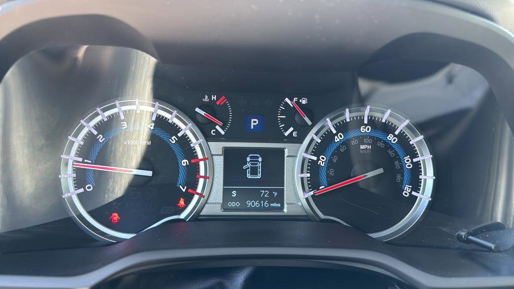 Used 2017 Toyota 4Runner Limited AWD/4WD image 20