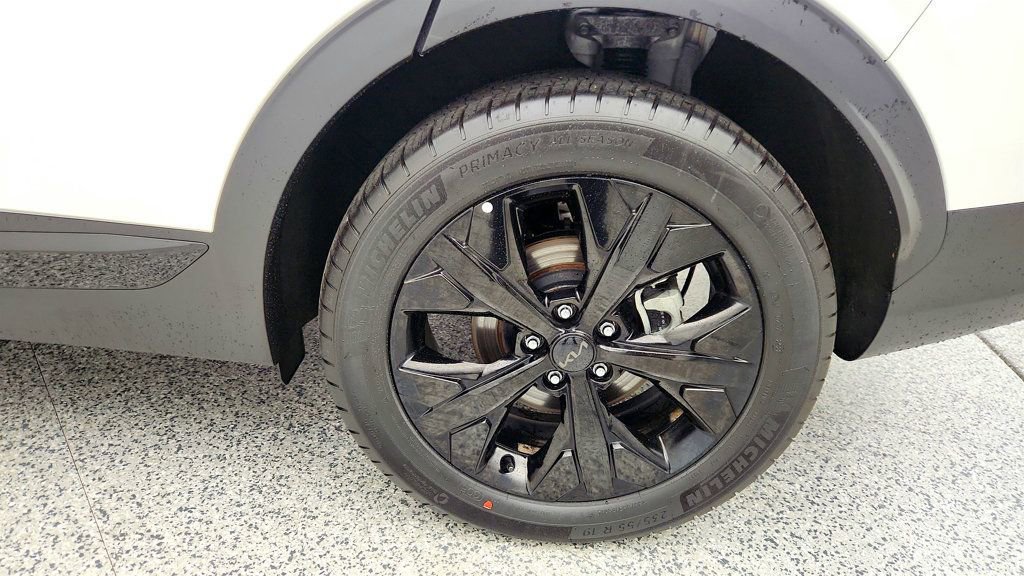 Used 2025 Kia Sportage X-Line image 9