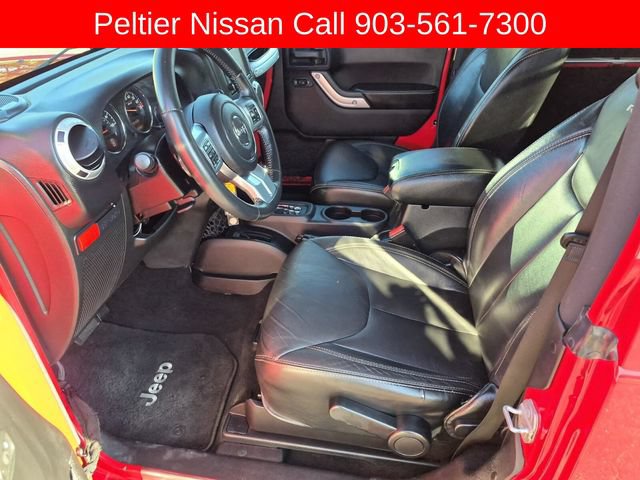 Used 2015 Jeep Wrangler Rubicon AWD/4WD image 16