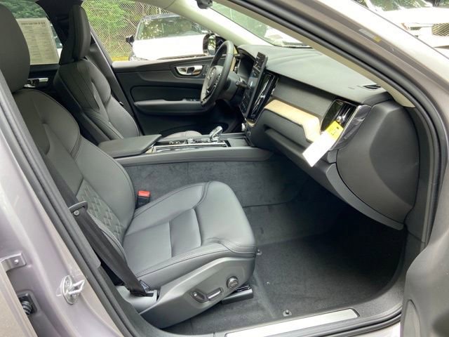 New 2026 Volvo XC60 B5 Plus w/ Climate Package image 16