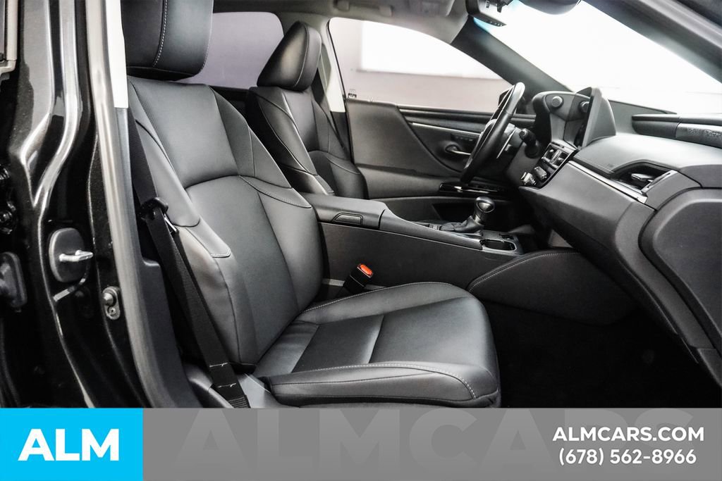 Used 2024 Lexus ES 300h w/ Premium Package image 19