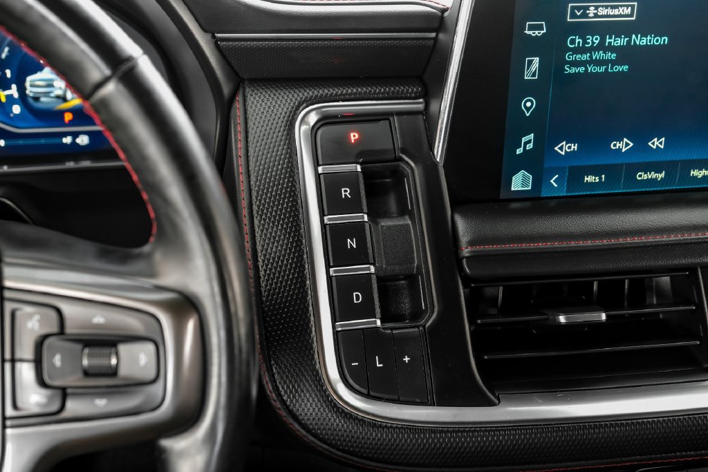 Used 2023 Chevrolet Suburban RST w/ Luxury Package RWD image 27