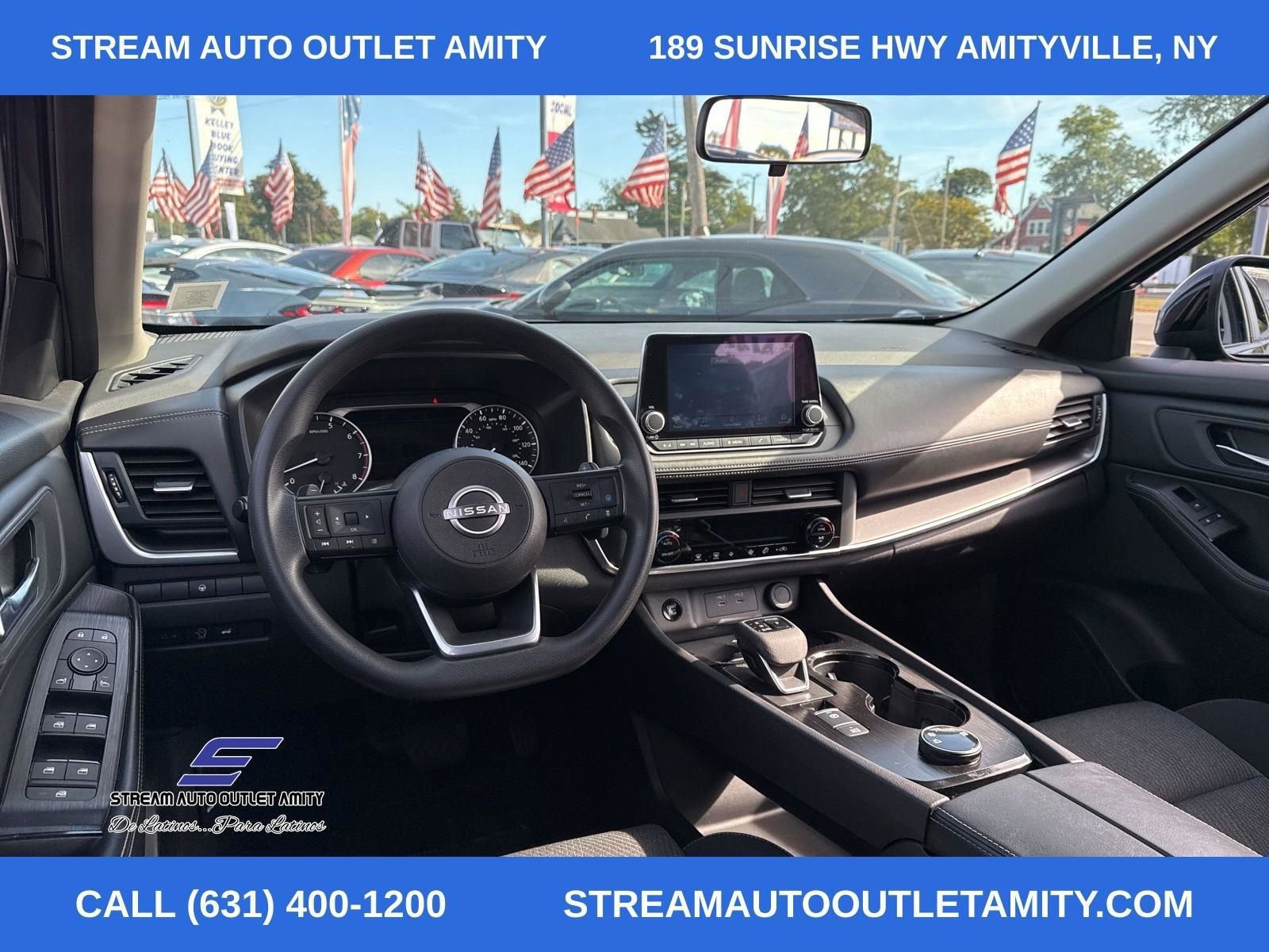 Used 2024 Nissan Rogue SV image 23