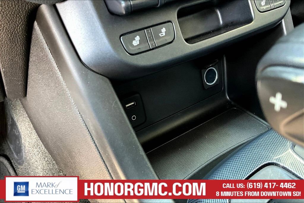 Used 2018 Chevrolet Colorado Z71 AWD/4WD image 15