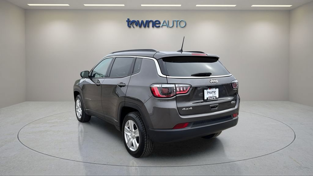 Used 2022 Jeep Compass Latitude w/ Convenience Group image 3
