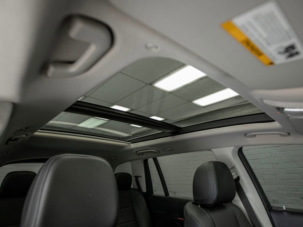Used 2023 Mercedes-Benz GLS 450 4MATIC image 23