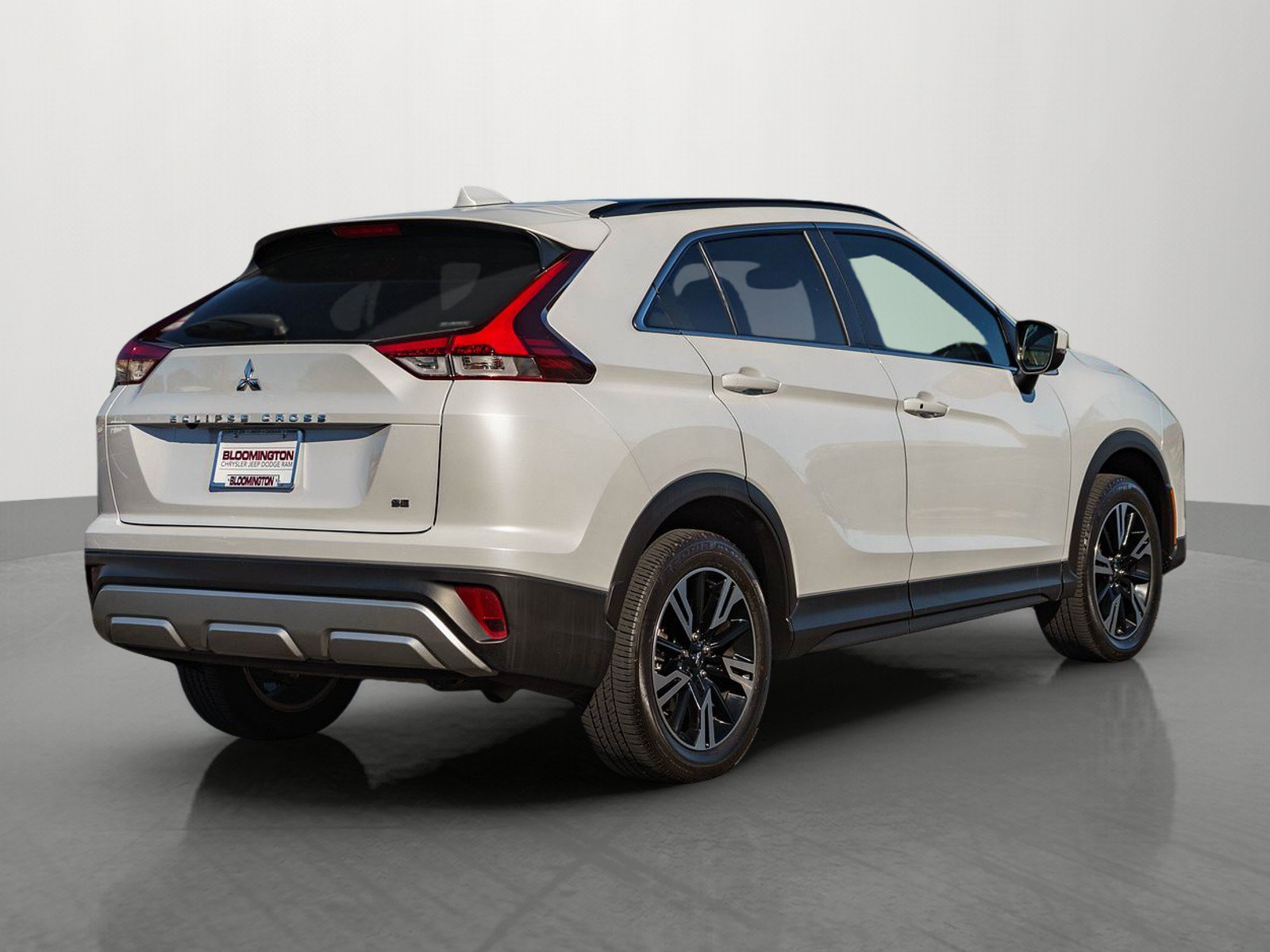Used 2024 Mitsubishi Eclipse Cross SE AWD/4WD image 7