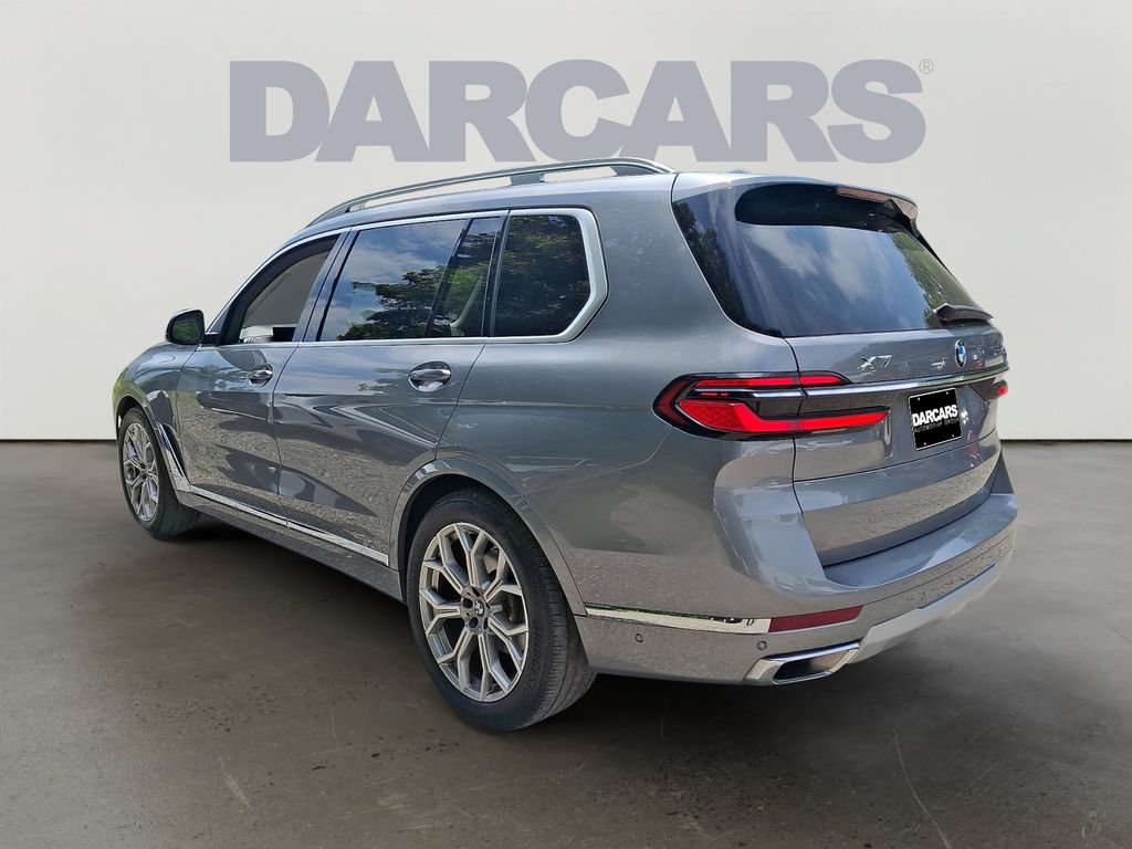 Used 2024 BMW X7 xDrive40i AWD/4WD image 4