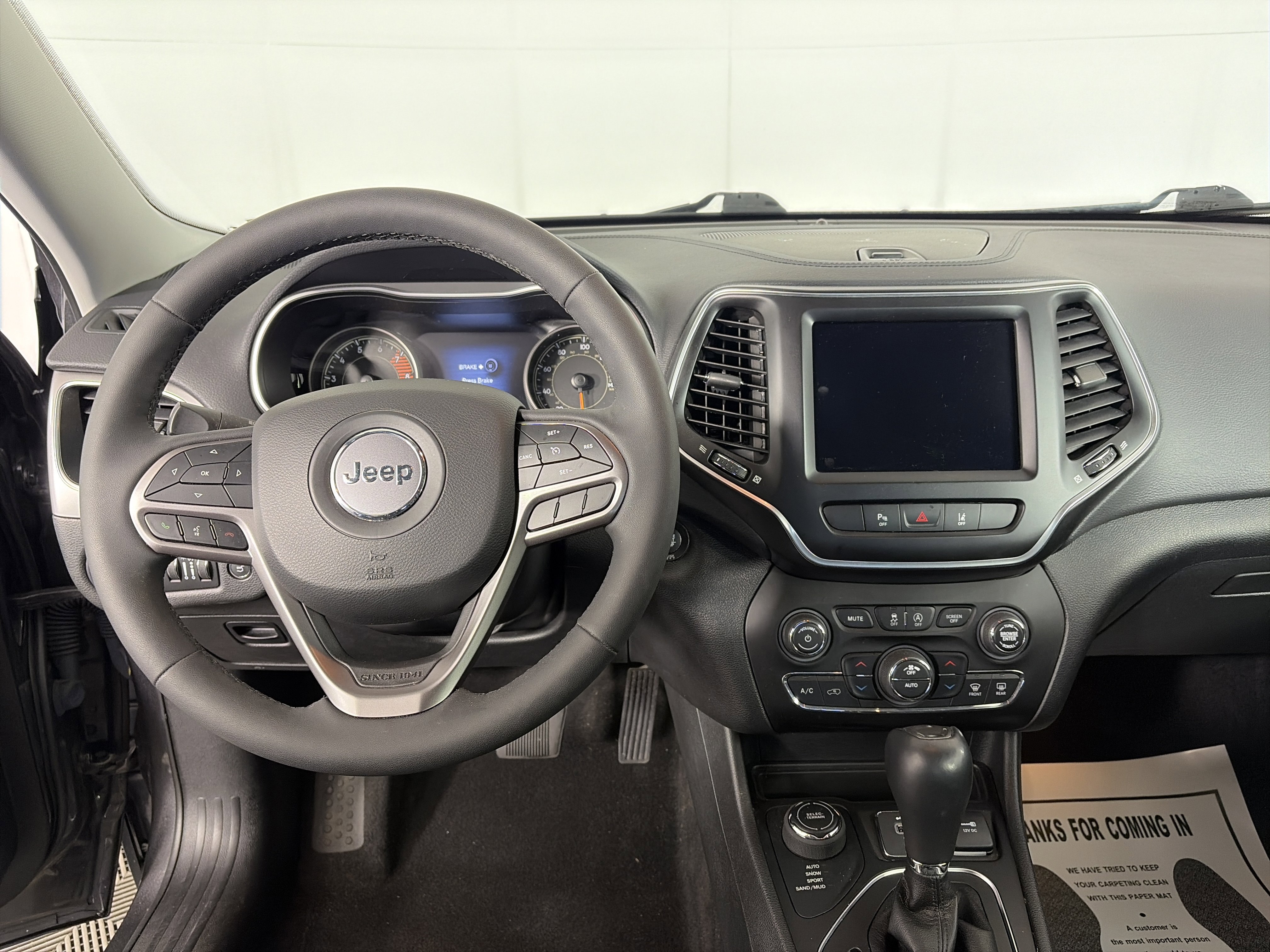 Used 2022 Jeep Cherokee Latitude Lux AWD/4WD image 3