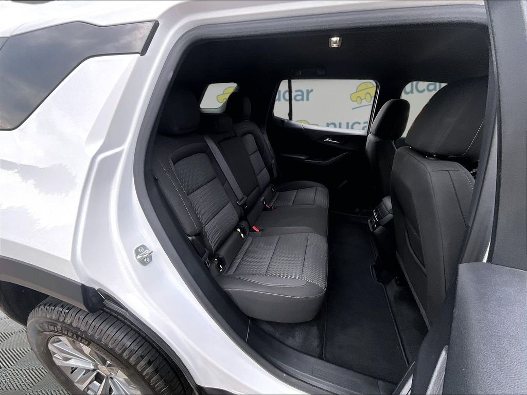 Used 2026 Chevrolet Equinox LT AWD/4WD image 16