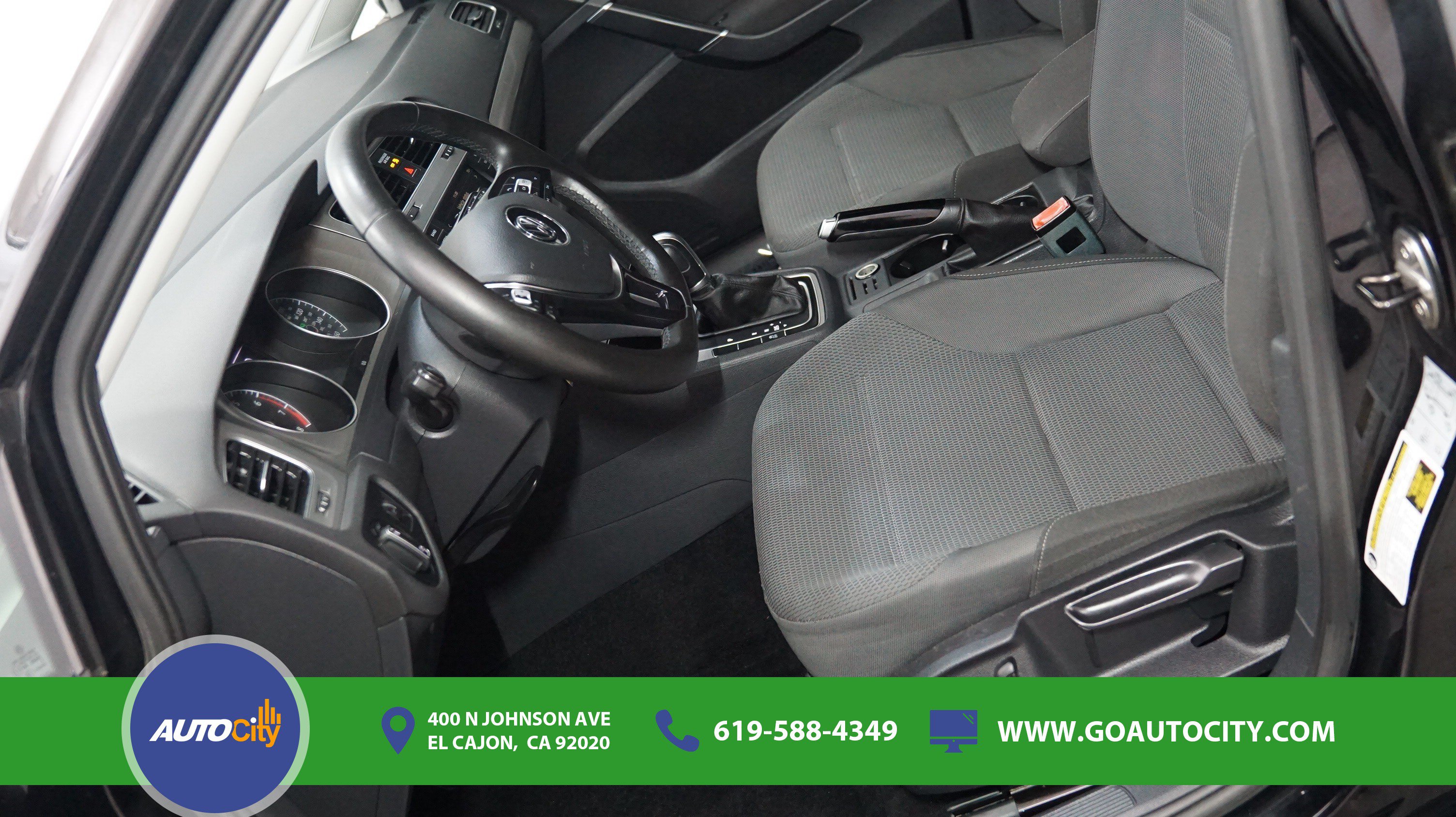 Used 2017 Volkswagen Golf S AWD/4WD image 9