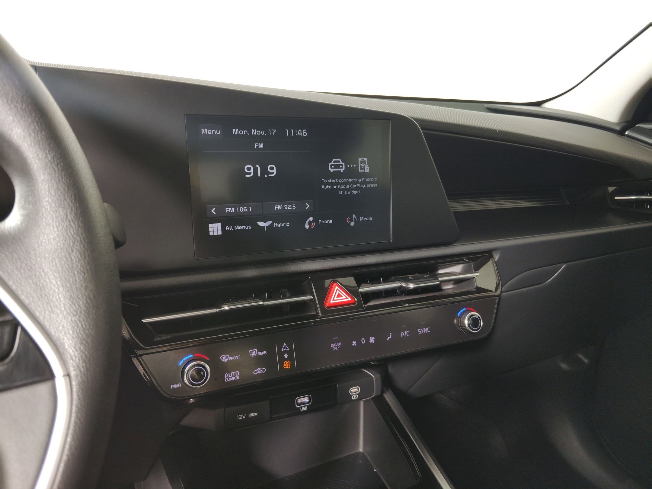 Used 2023 Kia Niro LX image 21