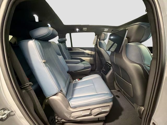 New 2026 Cadillac Escalade IQ Sport 2 w/ LPO, ONYX Package image 26
