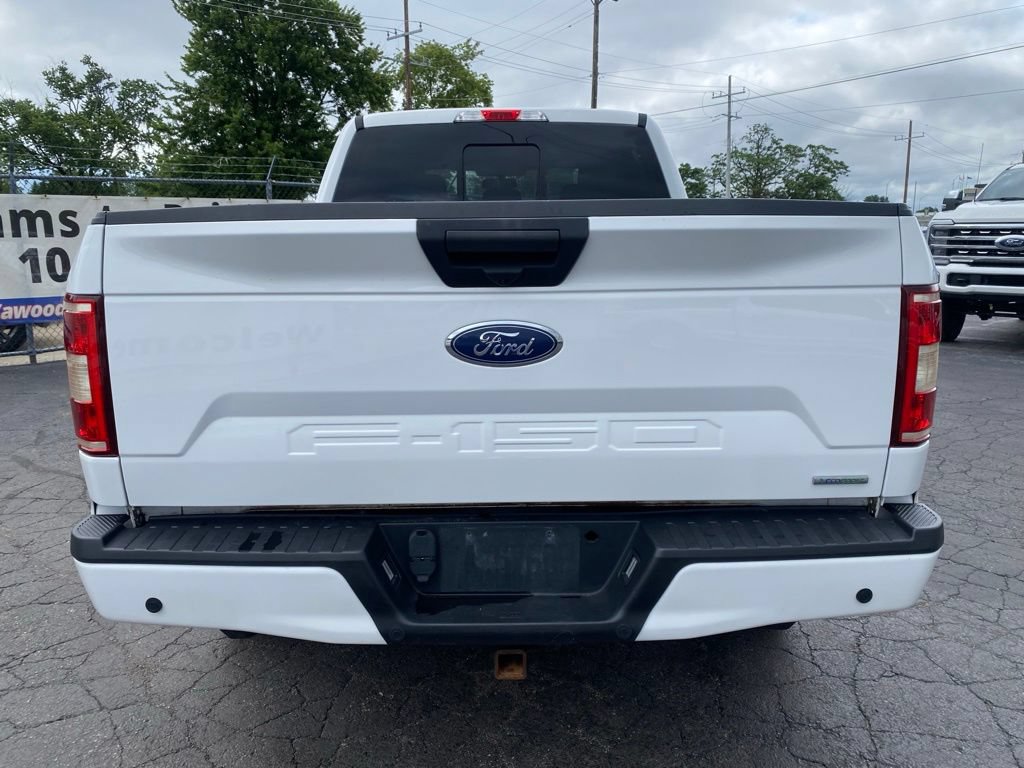 Used 2018 Ford F150 XLT w/ Equipment Group 302A Luxury AWD/4WD image 3