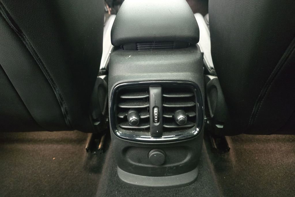 Used 2017 MINI Cooper Clubman S image 25