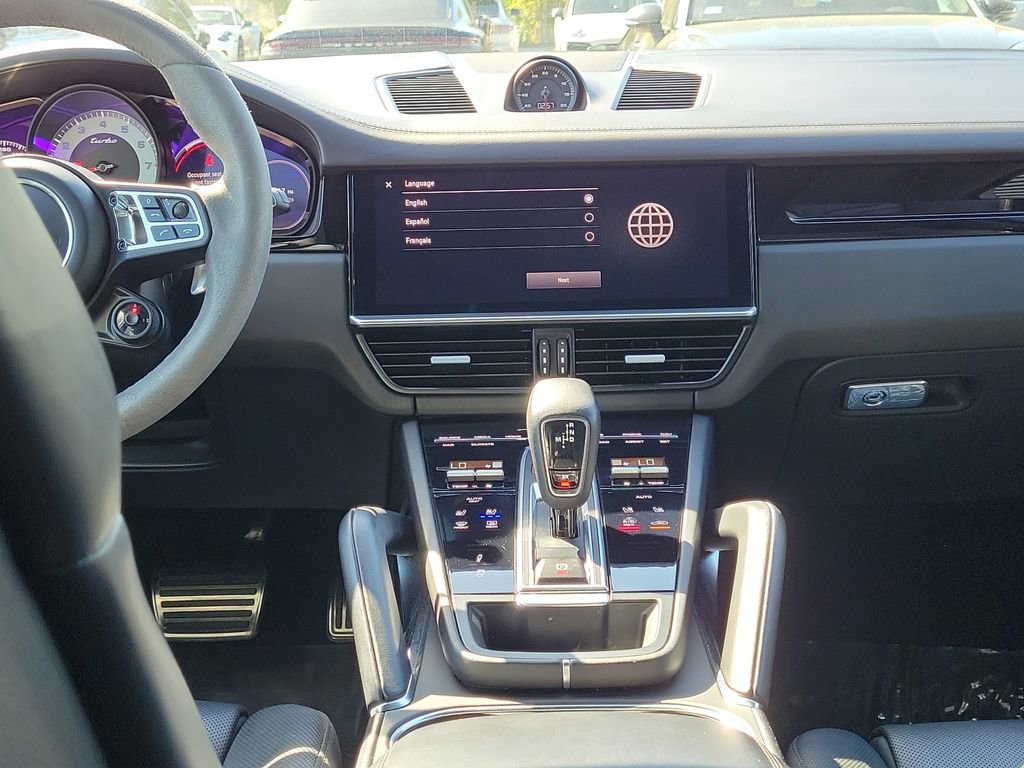 Certified 2022 Porsche Cayenne Turbo image 22