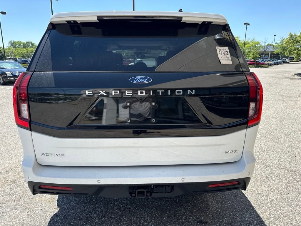 Used 2025 Ford Expedition Max Active AWD/4WD image 12